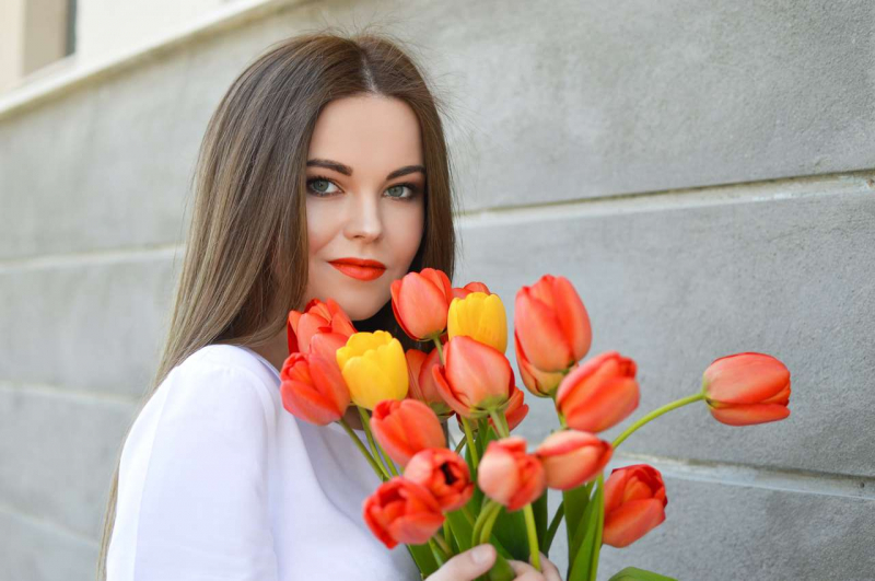 3 опасных оттенка помады, которые прибавят возраст - Красота - WomanHit.ru - «Красота»