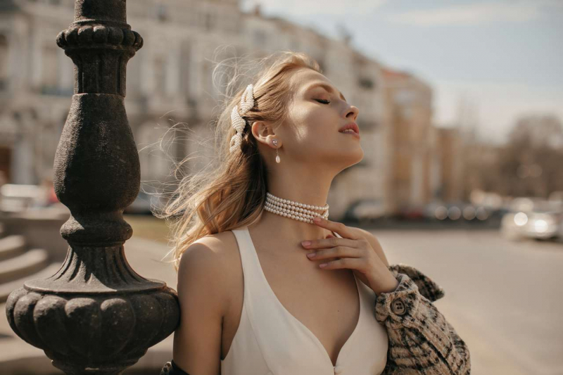 Его любит даже Тимоти Шаламе: как носить жемчуг в 2024 - Стиль жизни - WomanHit.ru - «Красота»