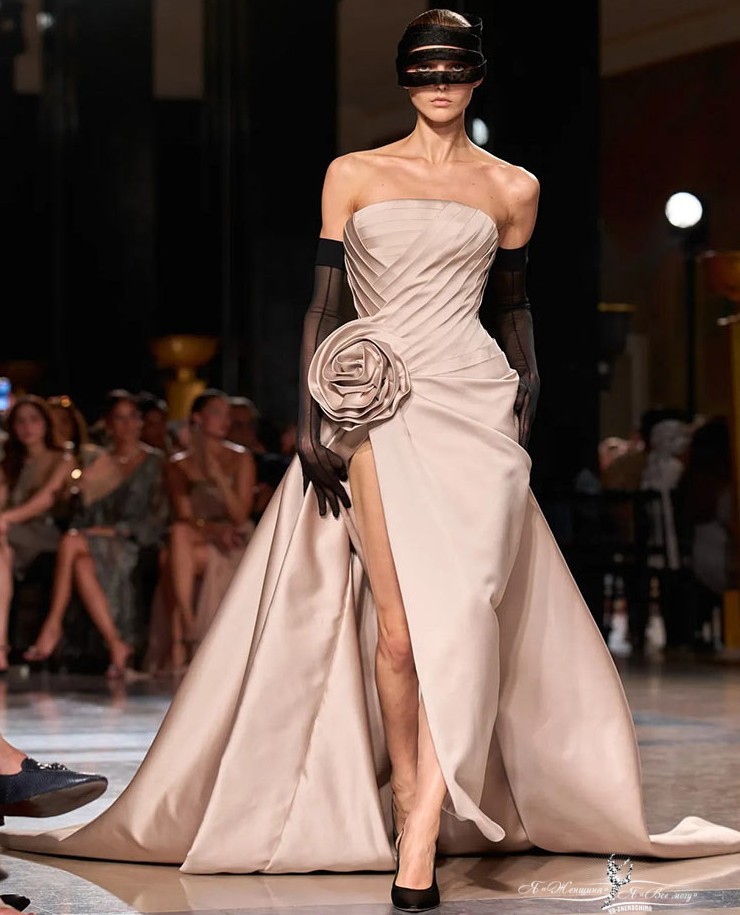 Платье от Elie Saab